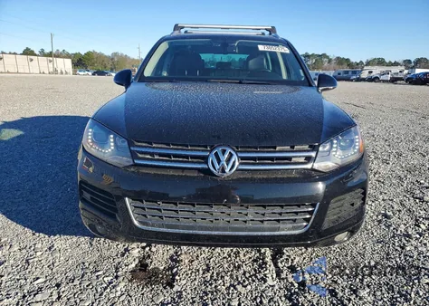 2012 Volkswagen Touareg V6 z USA, uszkodzony, nr VIN WVGFF9BP5CD002293
